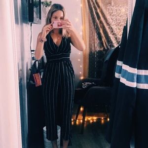 🐝 American Eagle Jumpsuit 🐝